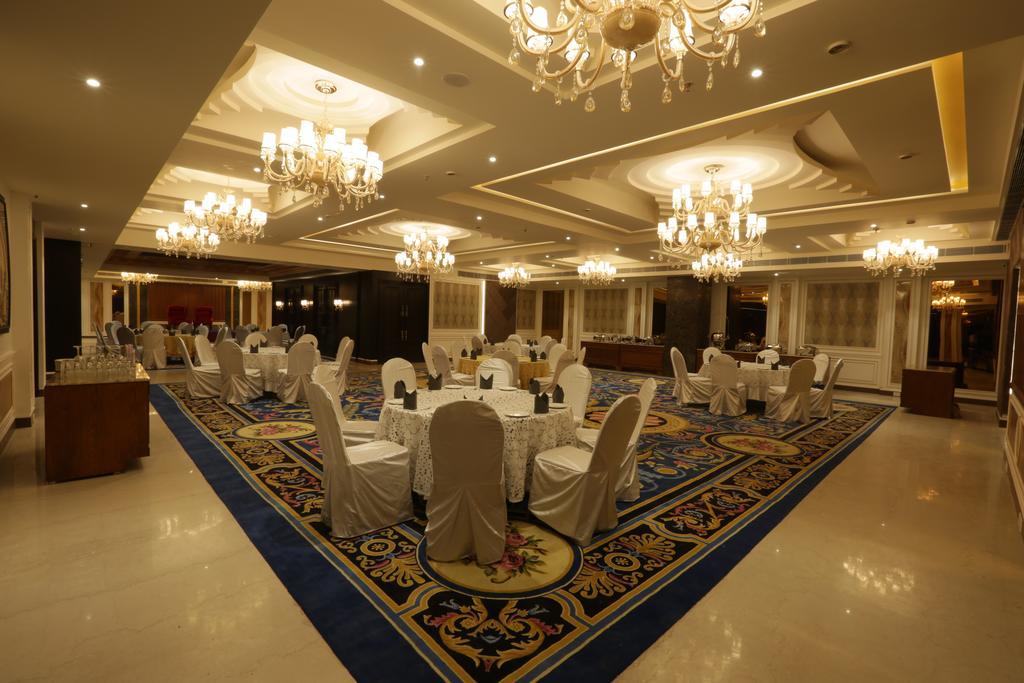 Ramada Encore Jalandhar Exterior foto