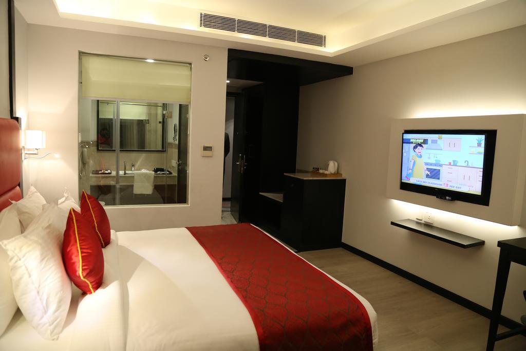 Ramada Encore Jalandhar Exterior foto
