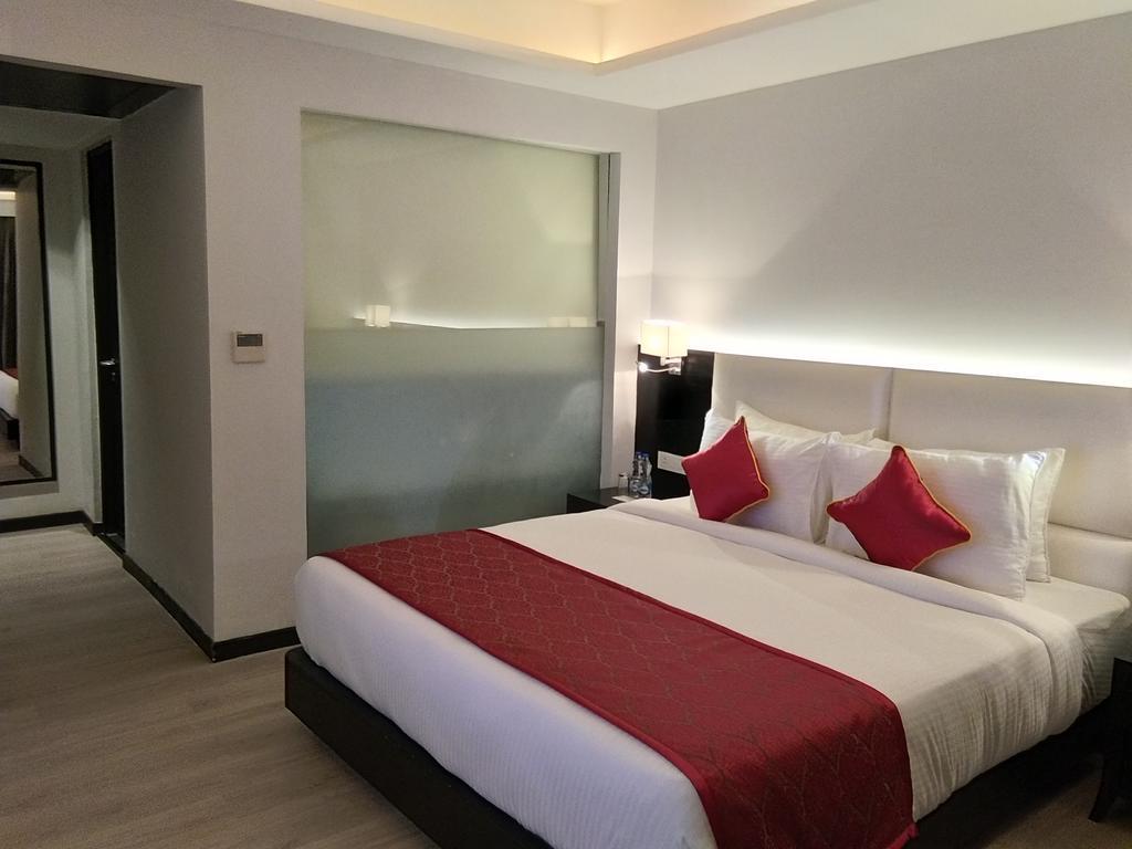 Ramada Encore Jalandhar Exterior foto