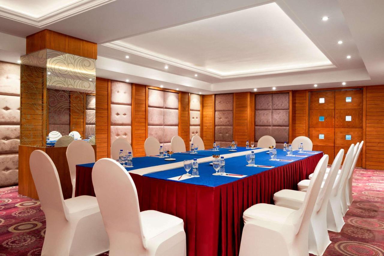 Ramada Encore Jalandhar Exterior foto