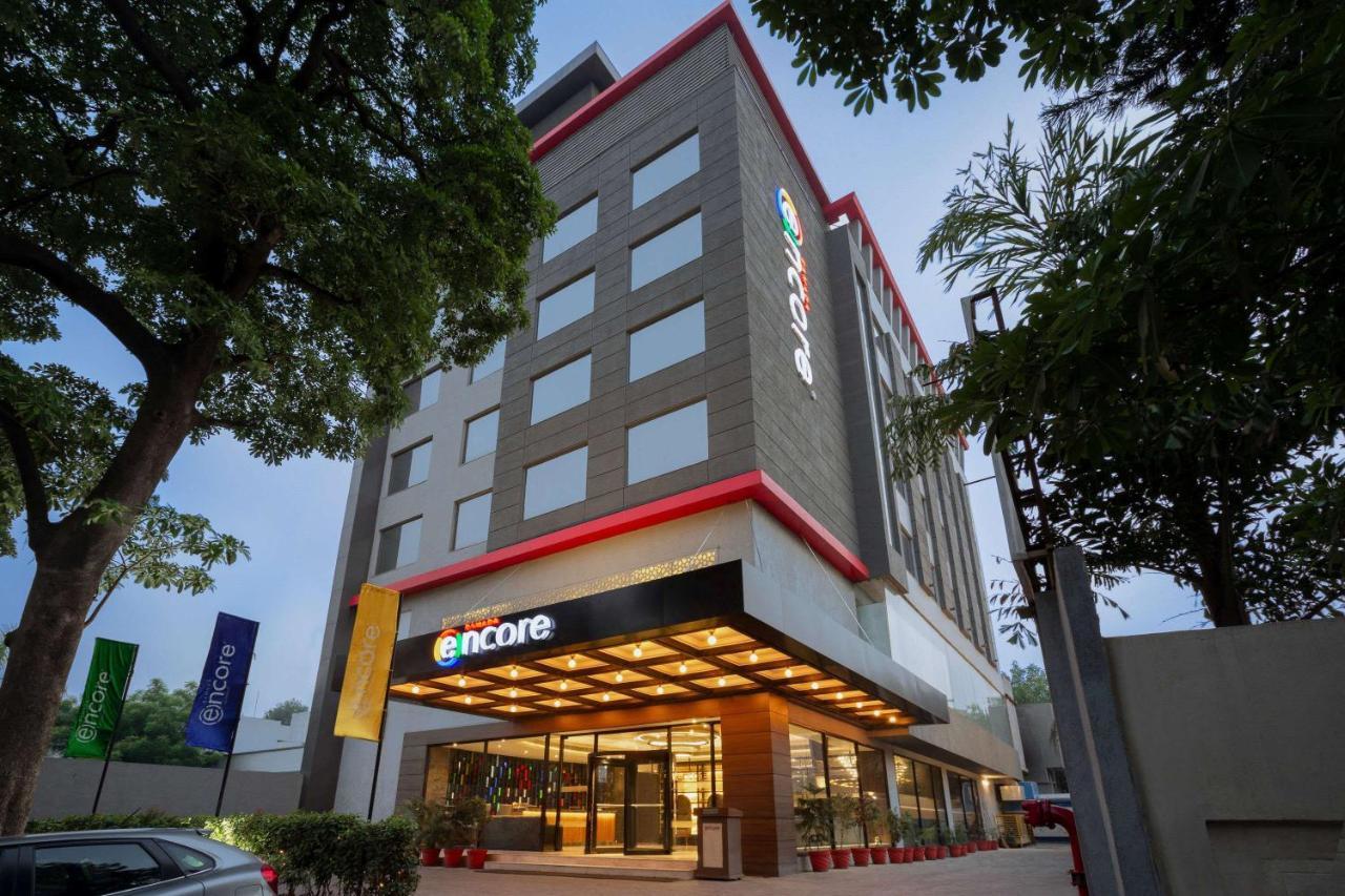 Ramada Encore Jalandhar Exterior foto